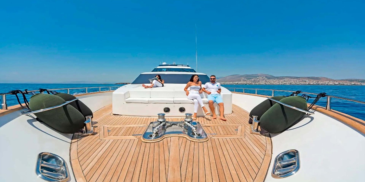 Аренда моторной яхты Falcon на Миконосе, Греция